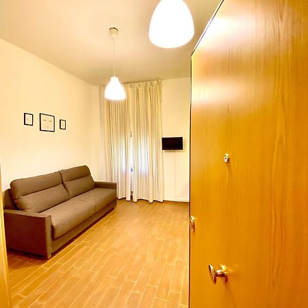 Luxury Apartment By Palazzo Senesi Rome Luaran gambar