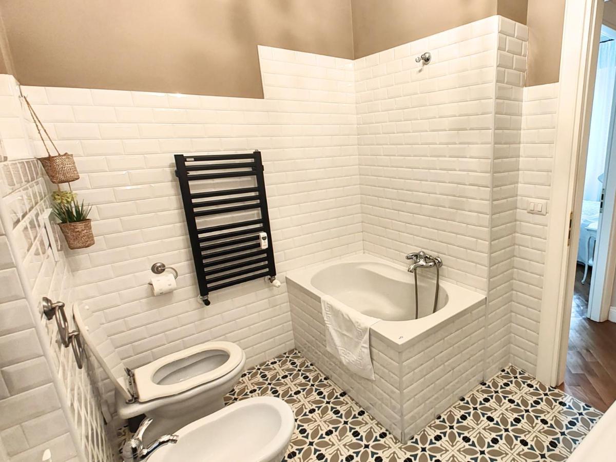 Luxury Apartment By Palazzo Senesi Rome Luaran gambar