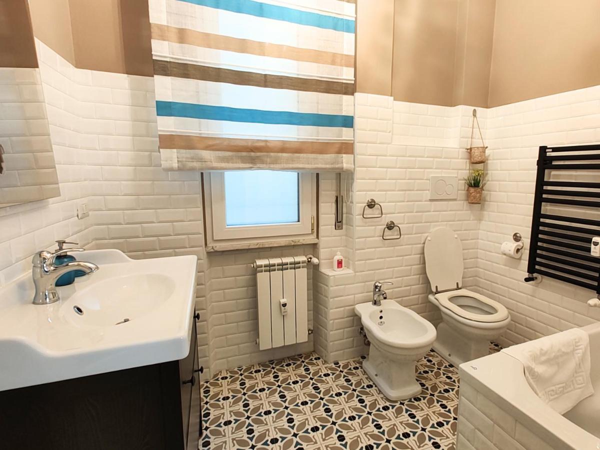 Luxury Apartment By Palazzo Senesi Rome Luaran gambar